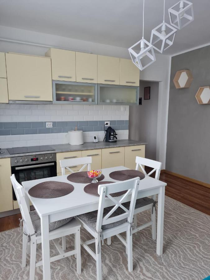 Dddd Apartament Cavnic Ngoại thất bức ảnh